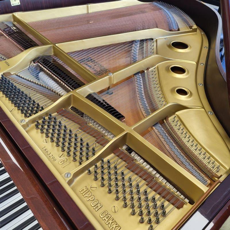 Yamaha G1 grand Piano in bright mahogany – Gallery image – Roberts Pianos Oxford