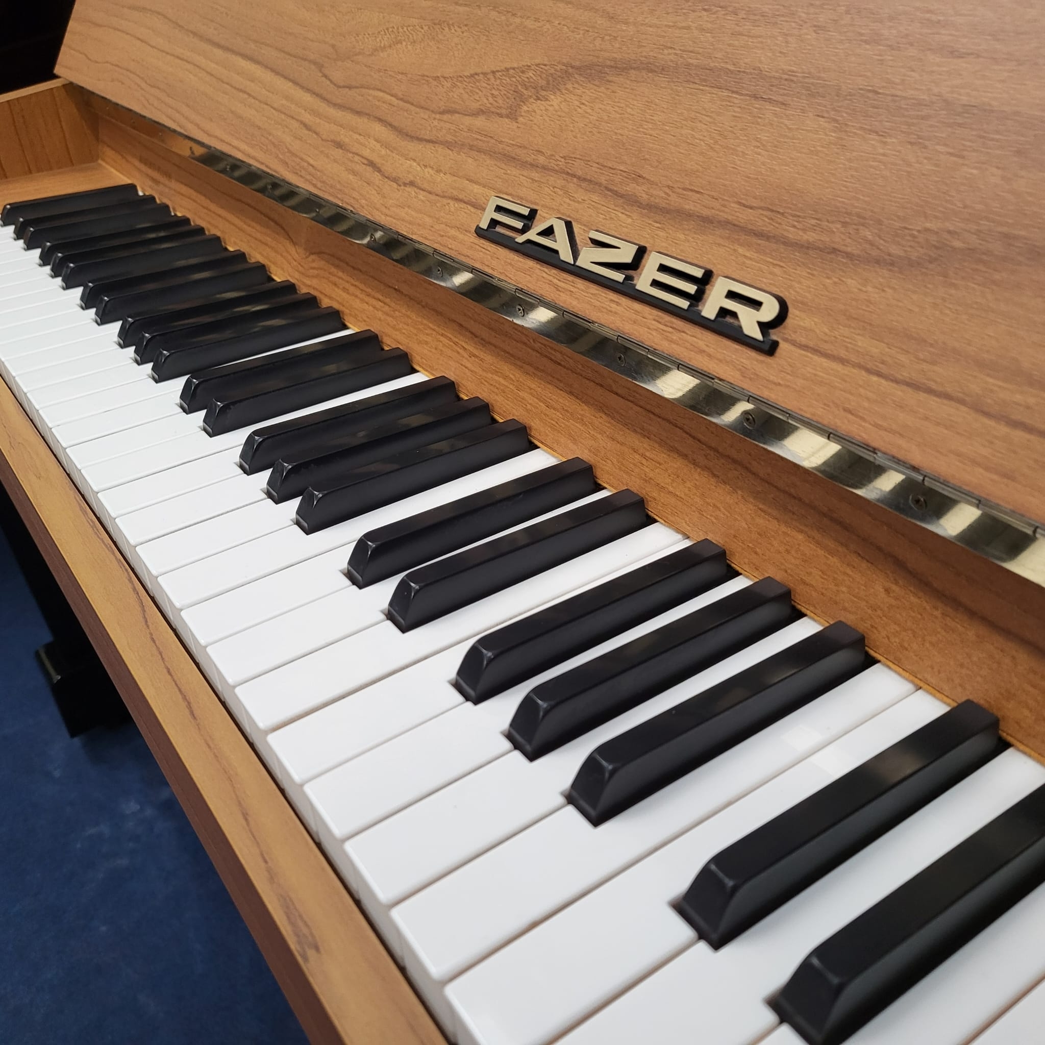 Fazer upright Piano in walnut effect – Gallery image – Roberts Pianos Oxford