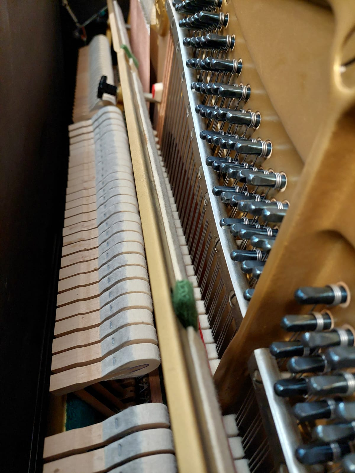 Yamaha U3H upright Piano in Black – Gallery image – Roberts Pianos Oxford