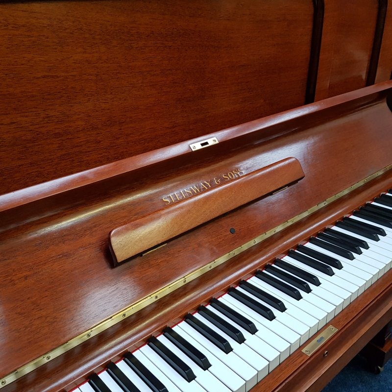 Steinway K