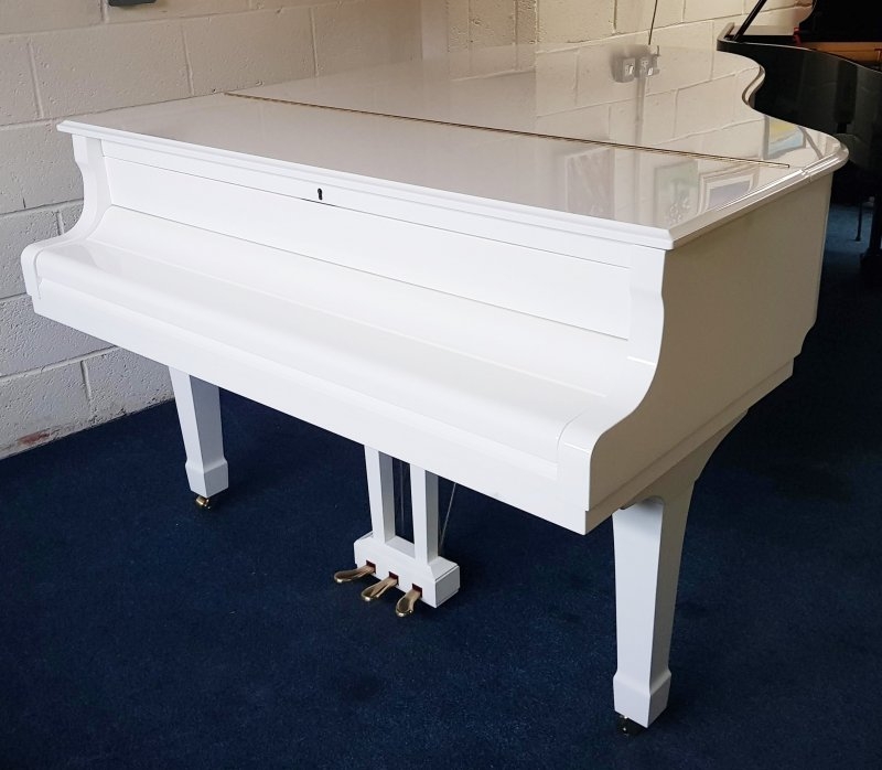 Yamaha C3