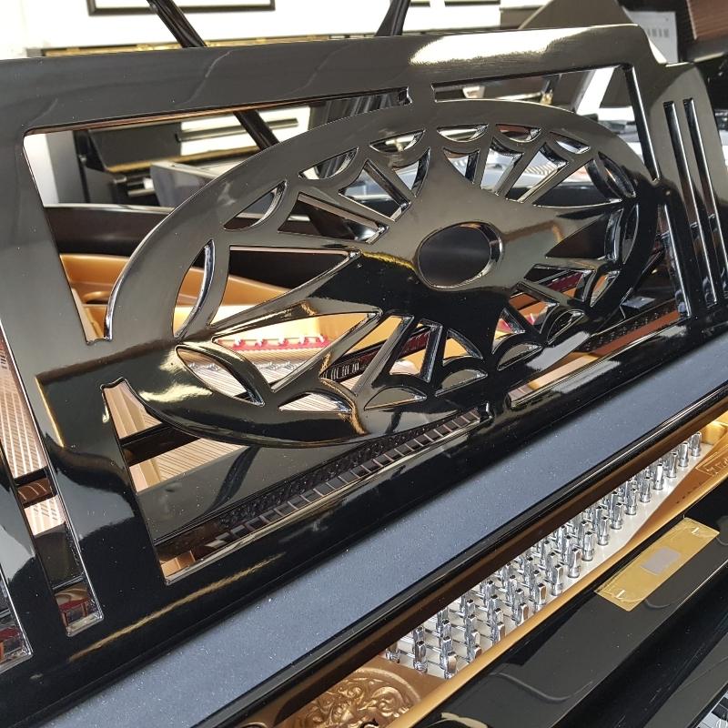 Grotrian Steinweg 160 grand Piano in black – Gallery image – Roberts Pianos Oxford