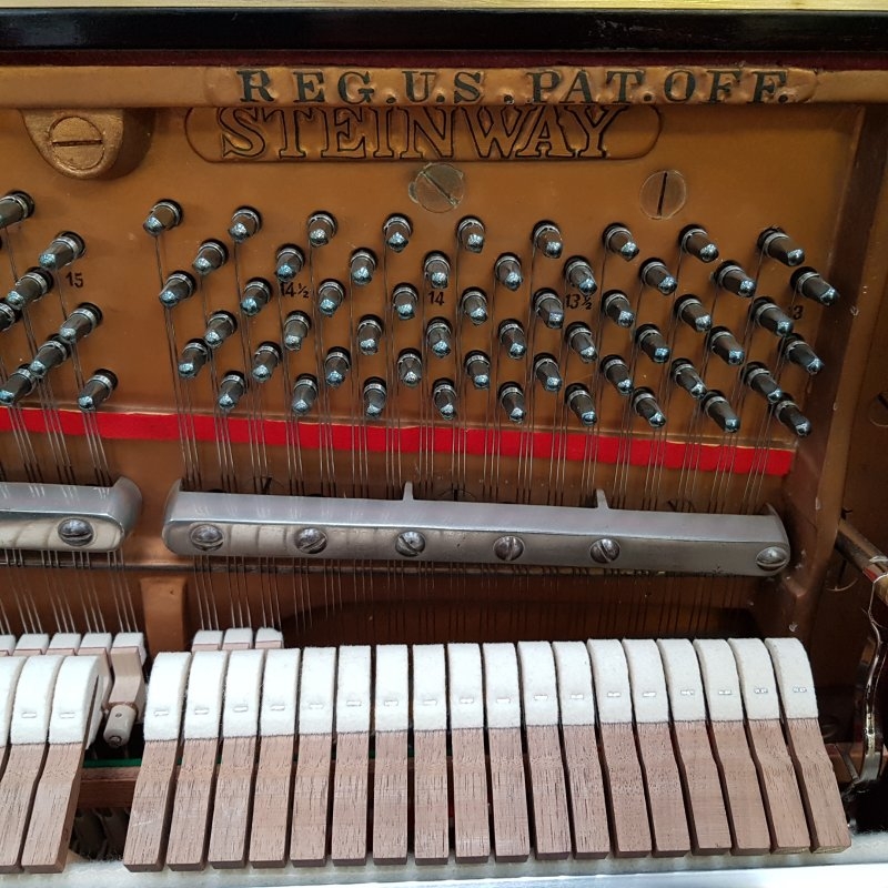 Steinway K