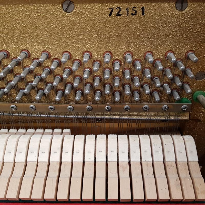 Knight K10 upright Piano in mahogany – Gallery image – Roberts Pianos Oxford