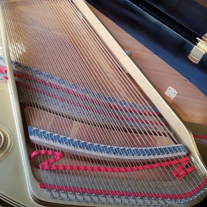 Yamaha C3 grand Piano in black – Gallery image – Roberts Pianos Oxford