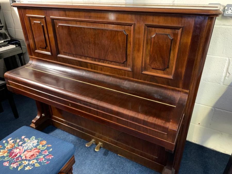 Bechstein 8 upright Piano in rosewood – Gallery image – Roberts Pianos Oxford
