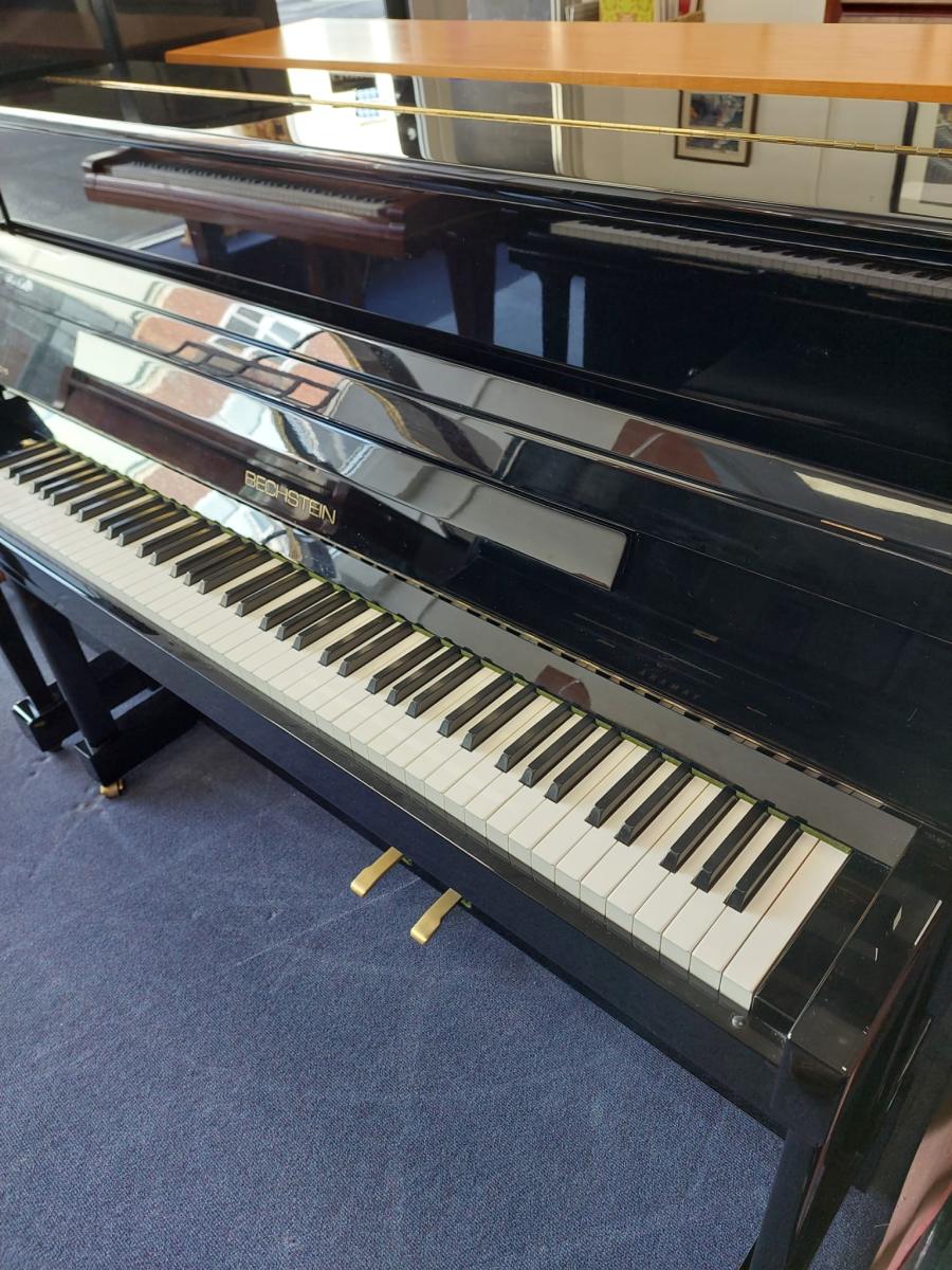 Bechstein Studio 115 upright Piano in Black polyester – Gallery image – Roberts Pianos Oxford