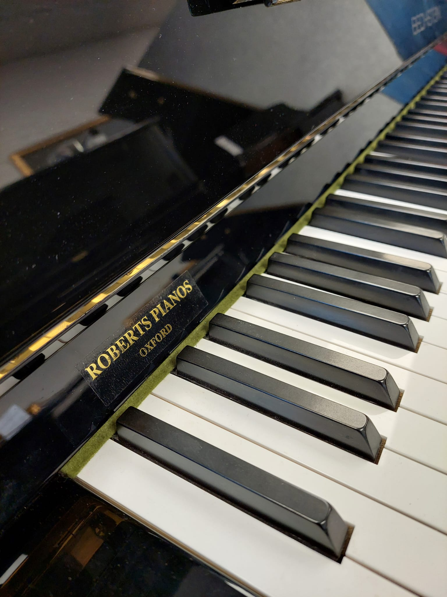 Bechstein Studio 115