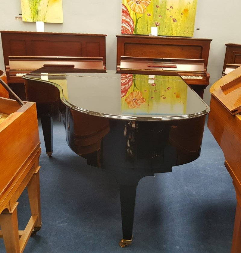 Bechstein model M