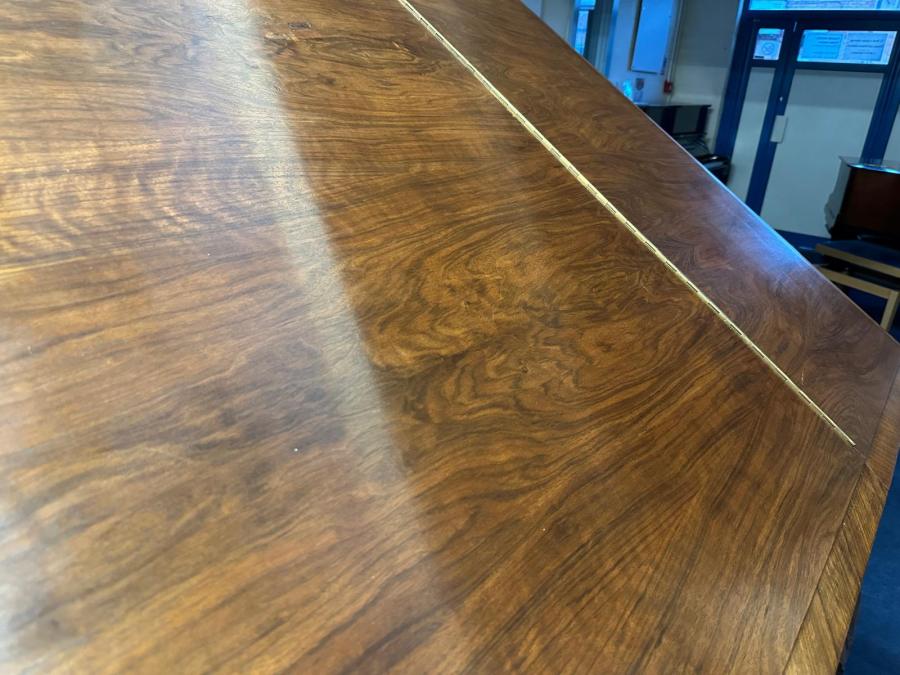 Bluthner Style IV grand Piano in Walnut – Gallery image – Roberts Pianos Oxford