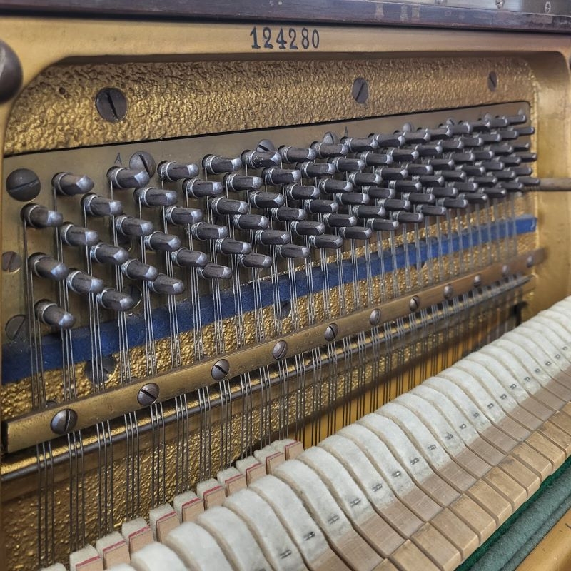 Bluthner upright Piano in mahogany – Gallery image – Roberts Pianos Oxford