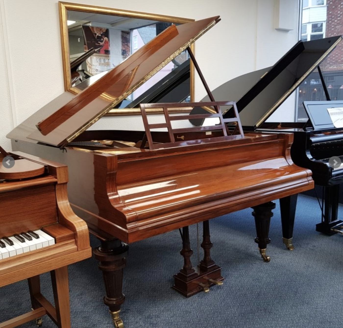 Bluthner VII grand Piano in rosewood – Featured image – Roberts Pianos Oxford
