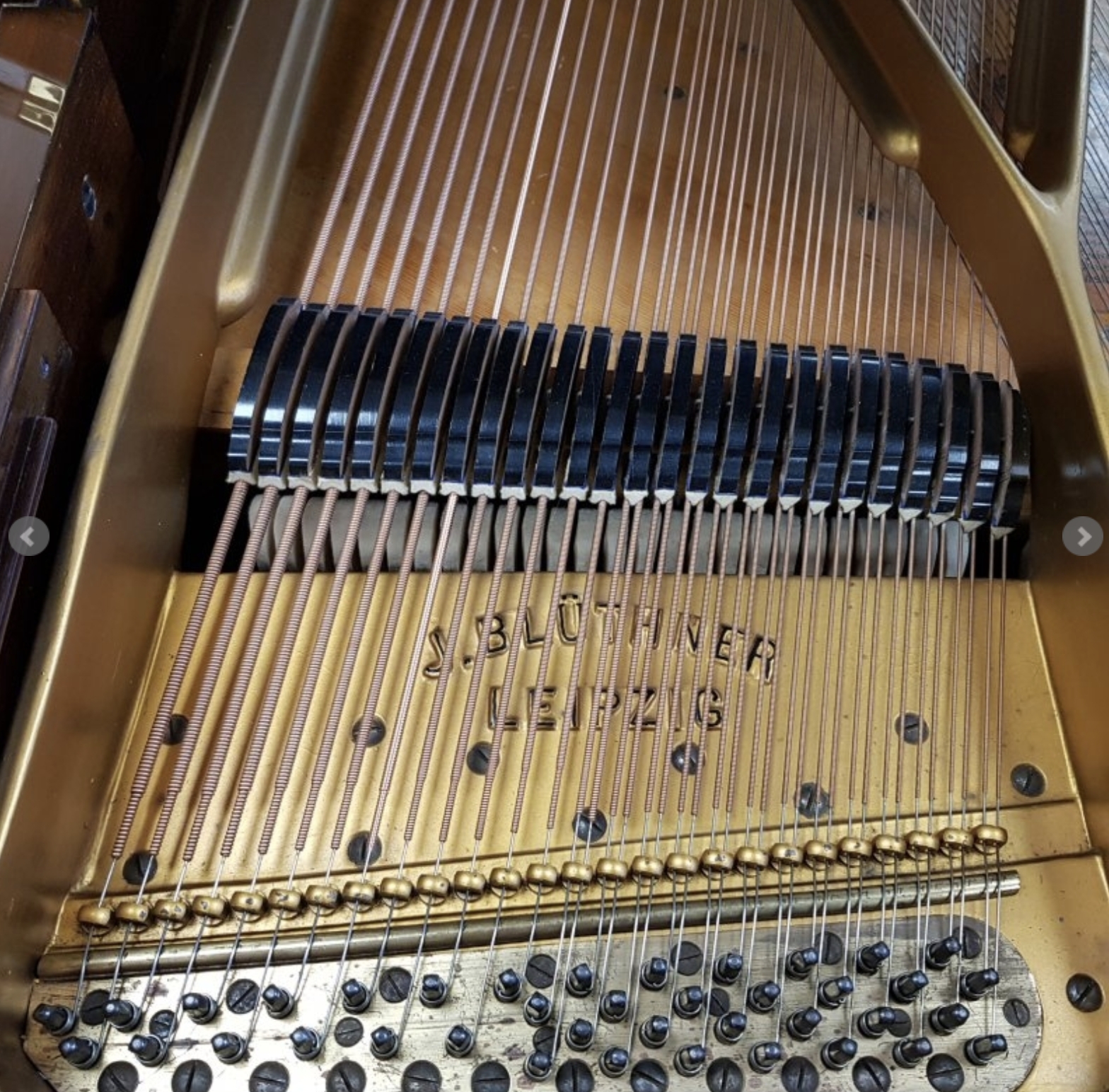 Bluthner VII grand Piano in rosewood – Gallery image – Roberts Pianos Oxford