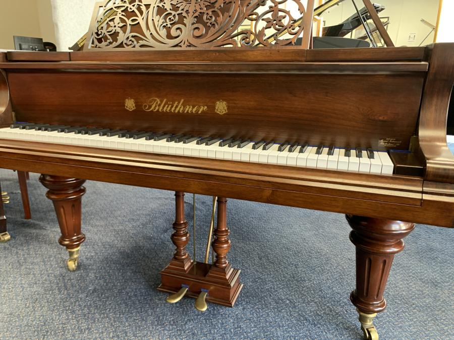Bluthner VIII grand Piano in Rosewood – Gallery image – Roberts Pianos Oxford