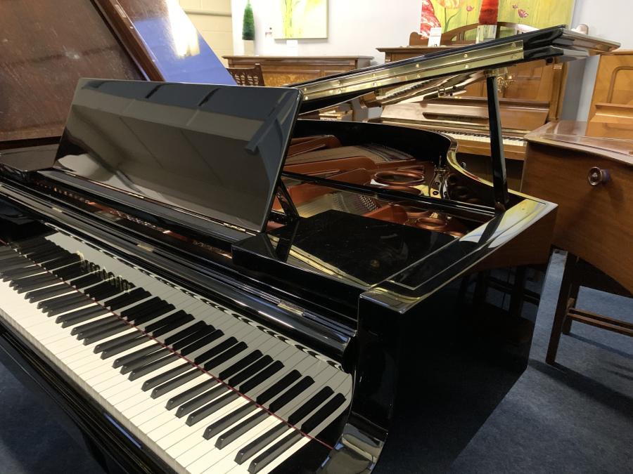 Bosendorfer 170 grand Piano in Black – Gallery image – Roberts Pianos Oxford