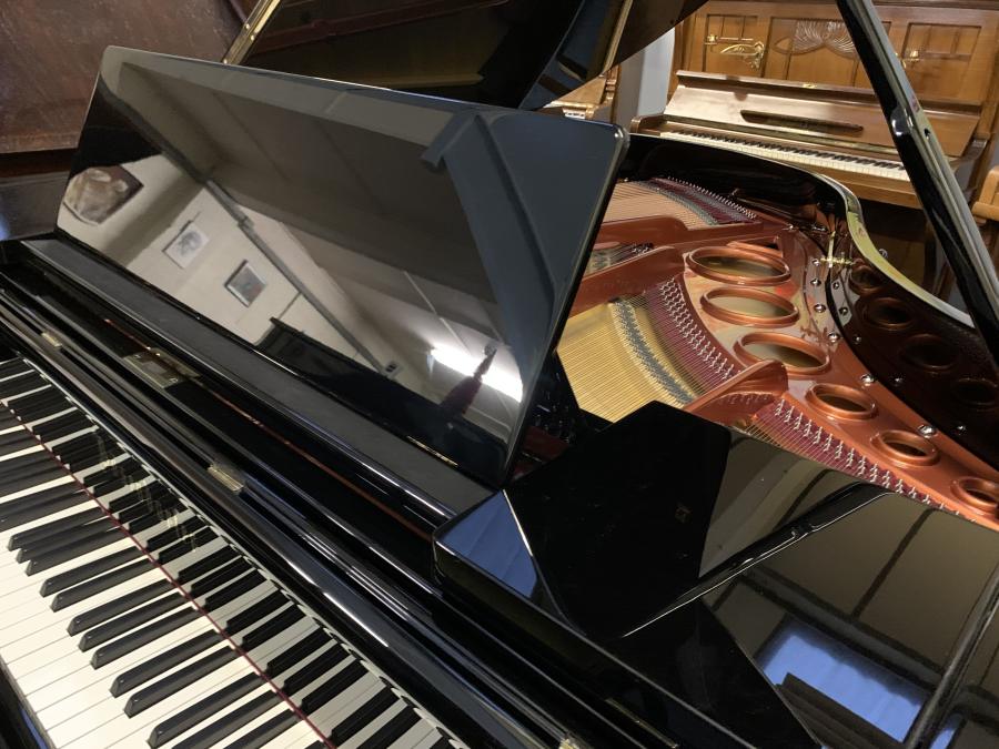 Bosendorfer 170 grand Piano in Black – Gallery image – Roberts Pianos Oxford