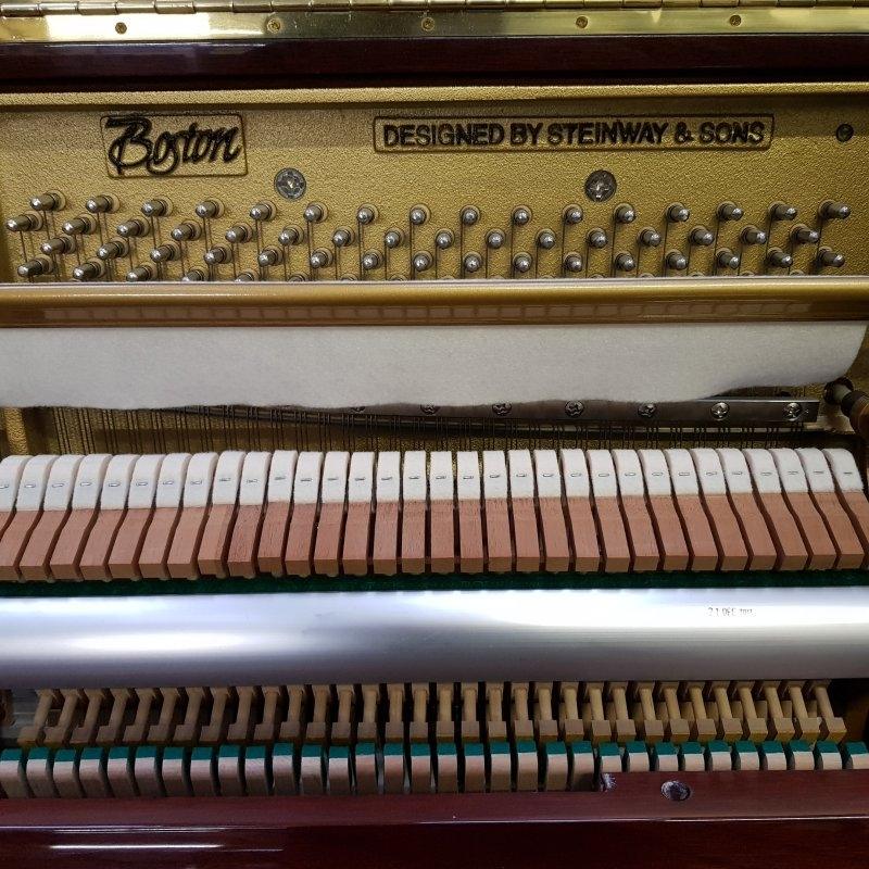 Boston 118 upright Piano in Mahogany – Gallery image – Roberts Pianos Oxford