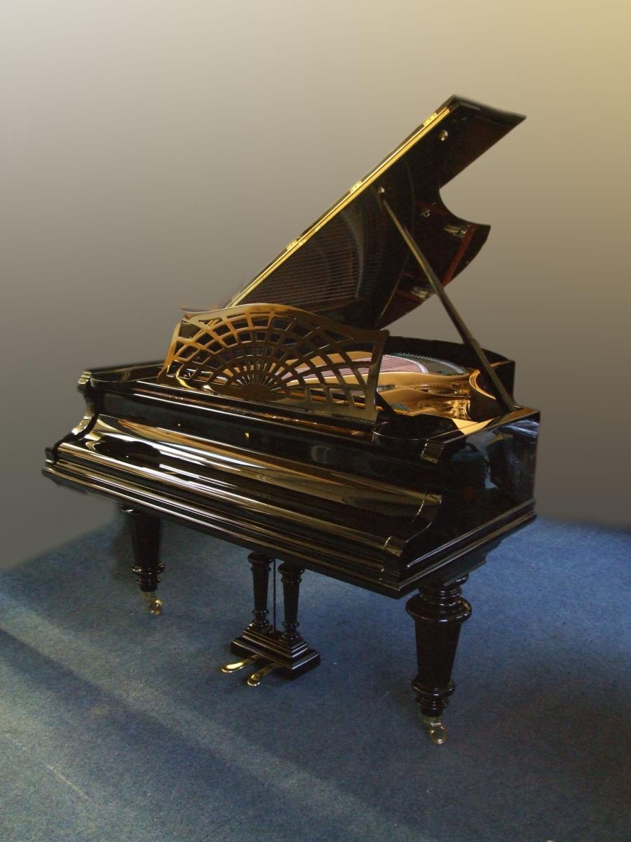 Bechstein V grand Piano in bright black – Gallery image – Roberts Pianos Oxford