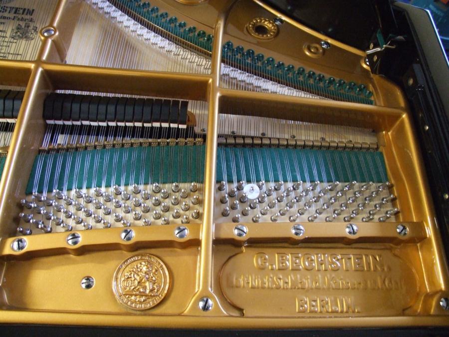 Bechstein V grand Piano in bright black – Gallery image – Roberts Pianos Oxford