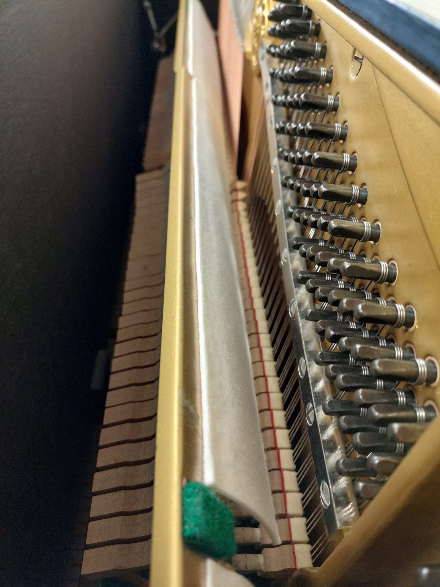 Yamaha U1H Upright Piano in Black Polyester – Gallery image – Roberts Pianos Oxford