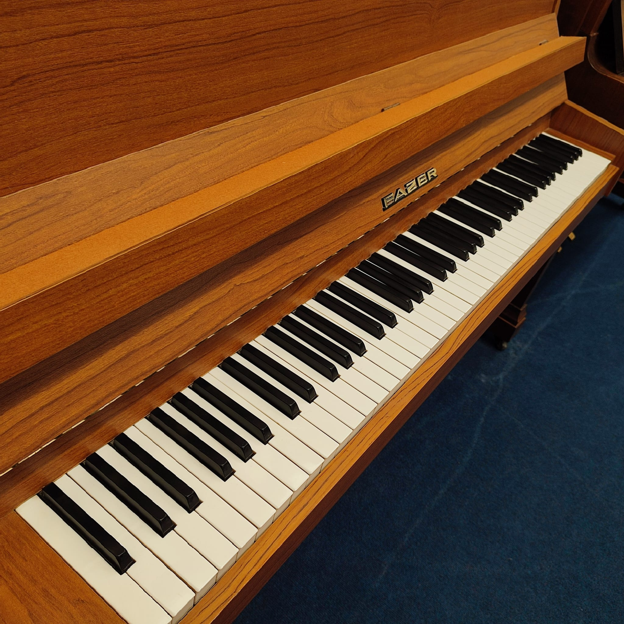 Fazer upright Piano in Light walnut – Gallery image – Roberts Pianos Oxford