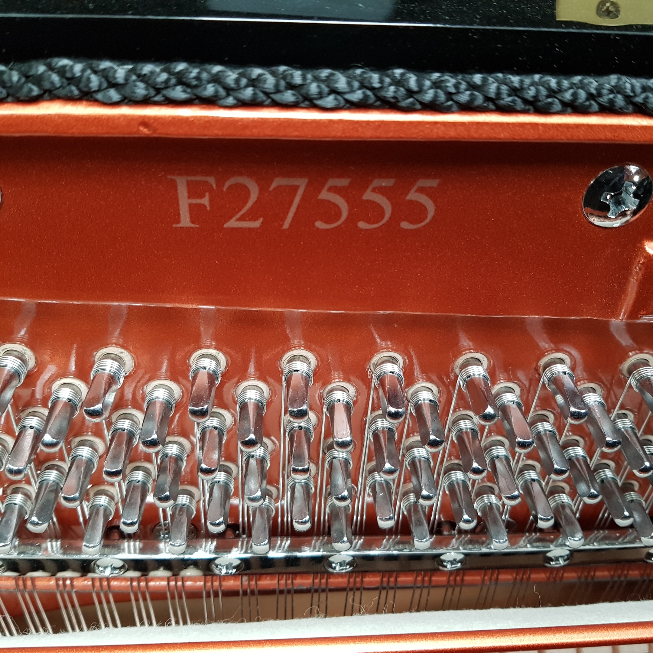 Feurich 122 upright Piano in gloss black – Gallery image – Roberts Pianos Oxford