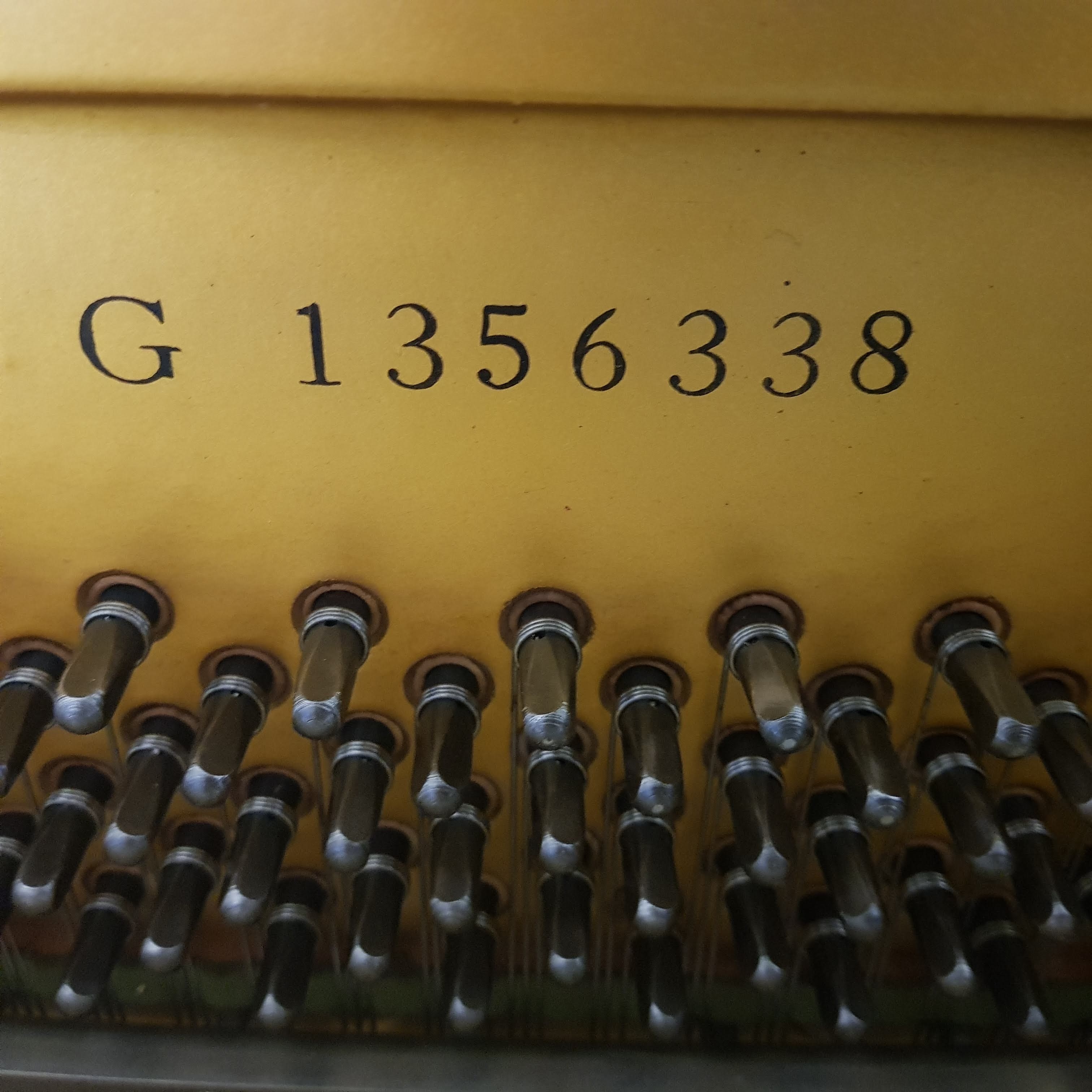 Yamaha U1G