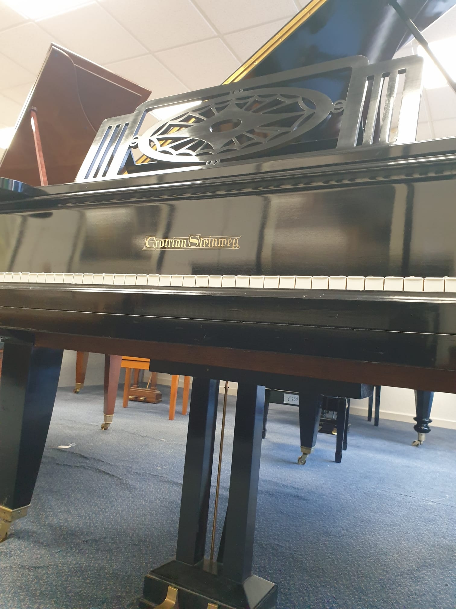 Grotrian Steinweg 200 grand Piano in black – Gallery image – Roberts Pianos Oxford