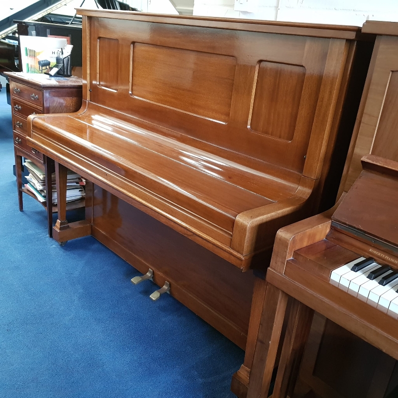 Piano detail