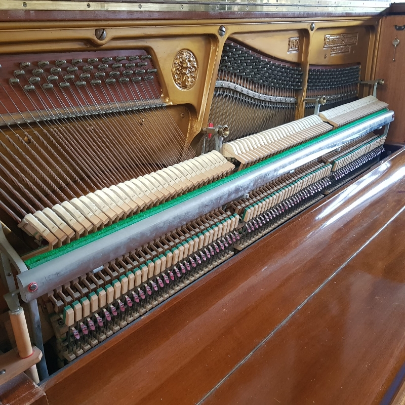 Grotrian Steinweg 130