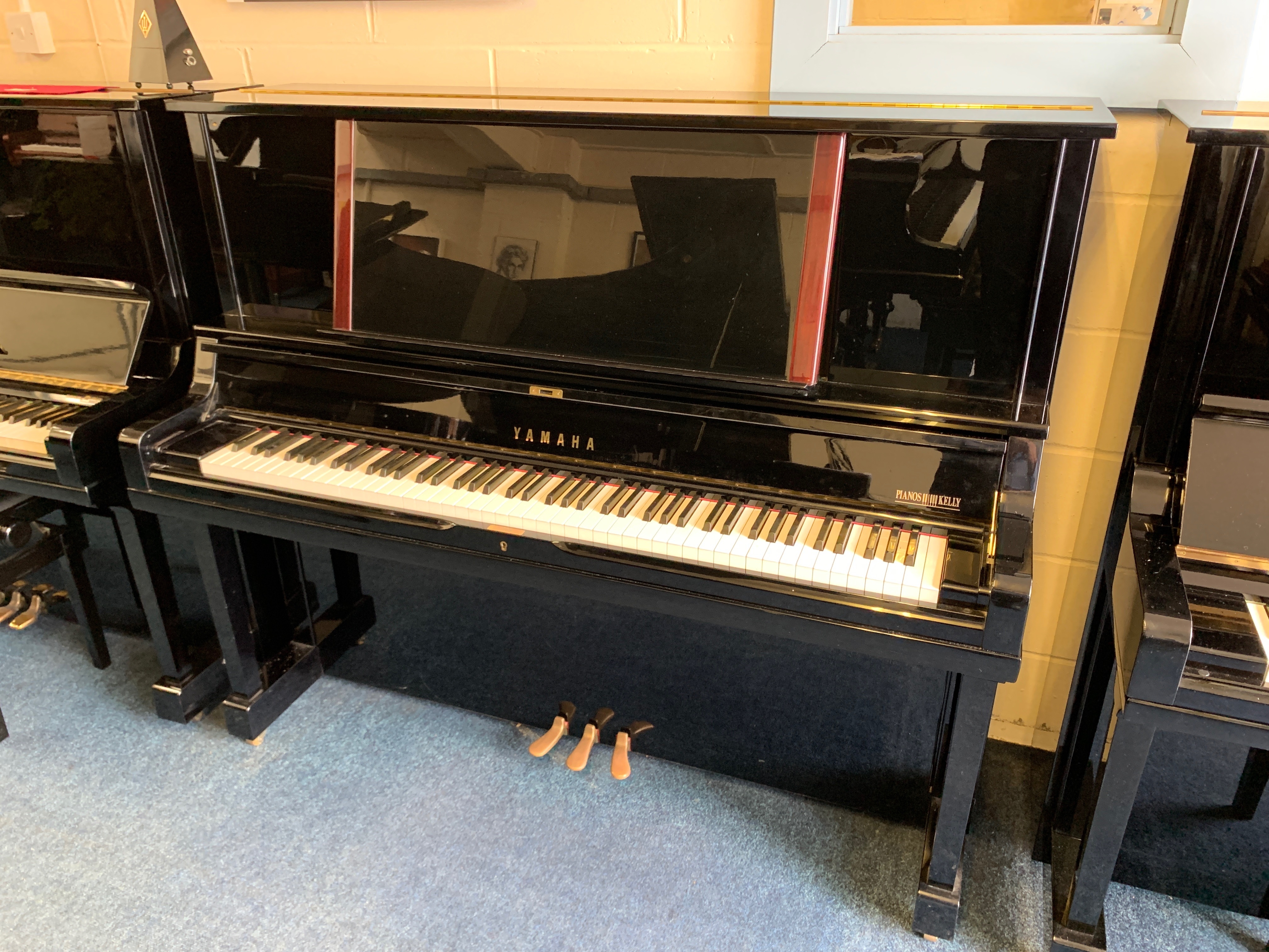 Yamaha U5
