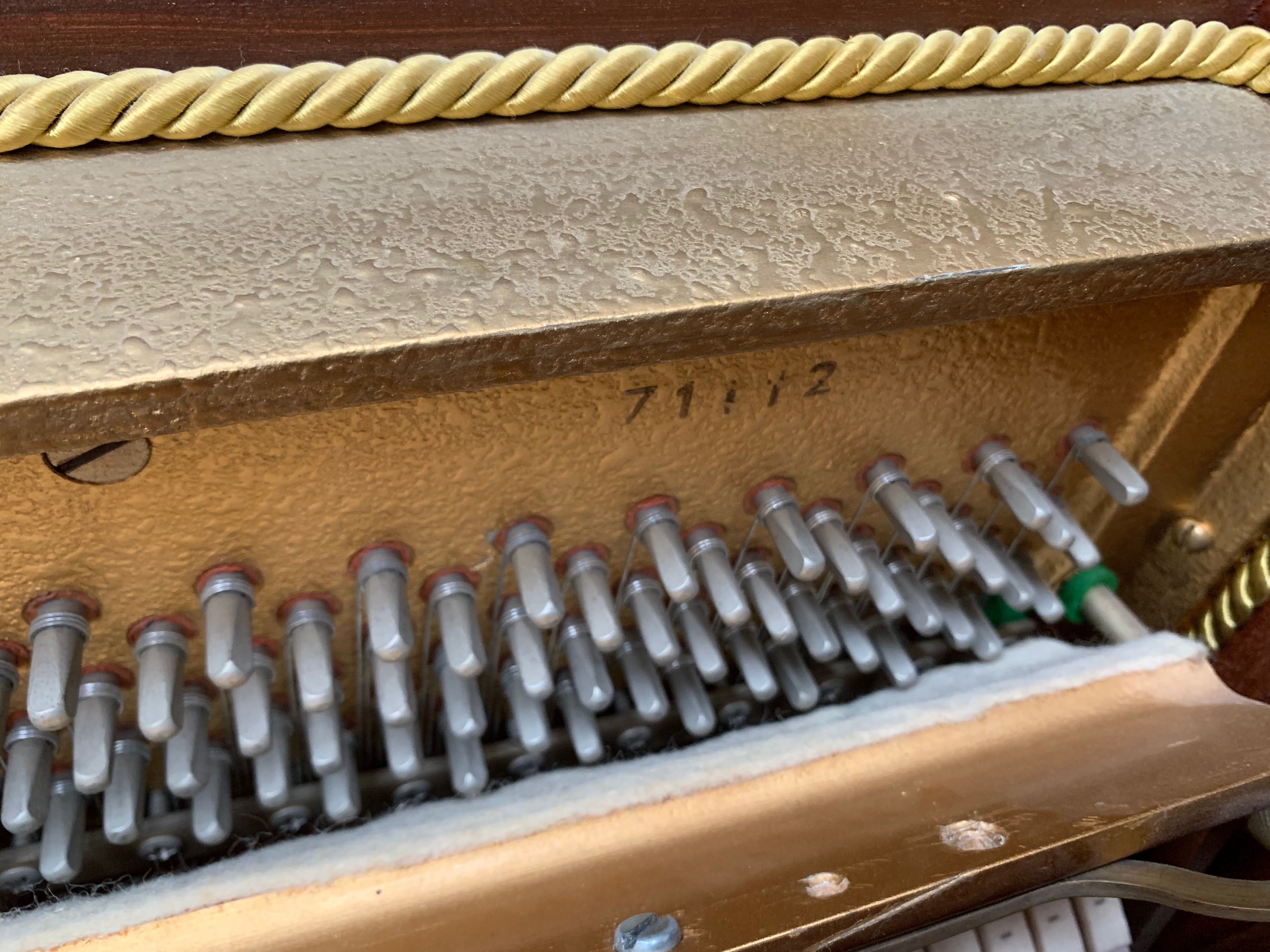 Knight upright Piano in Light Mahogany – Gallery image – Roberts Pianos Oxford