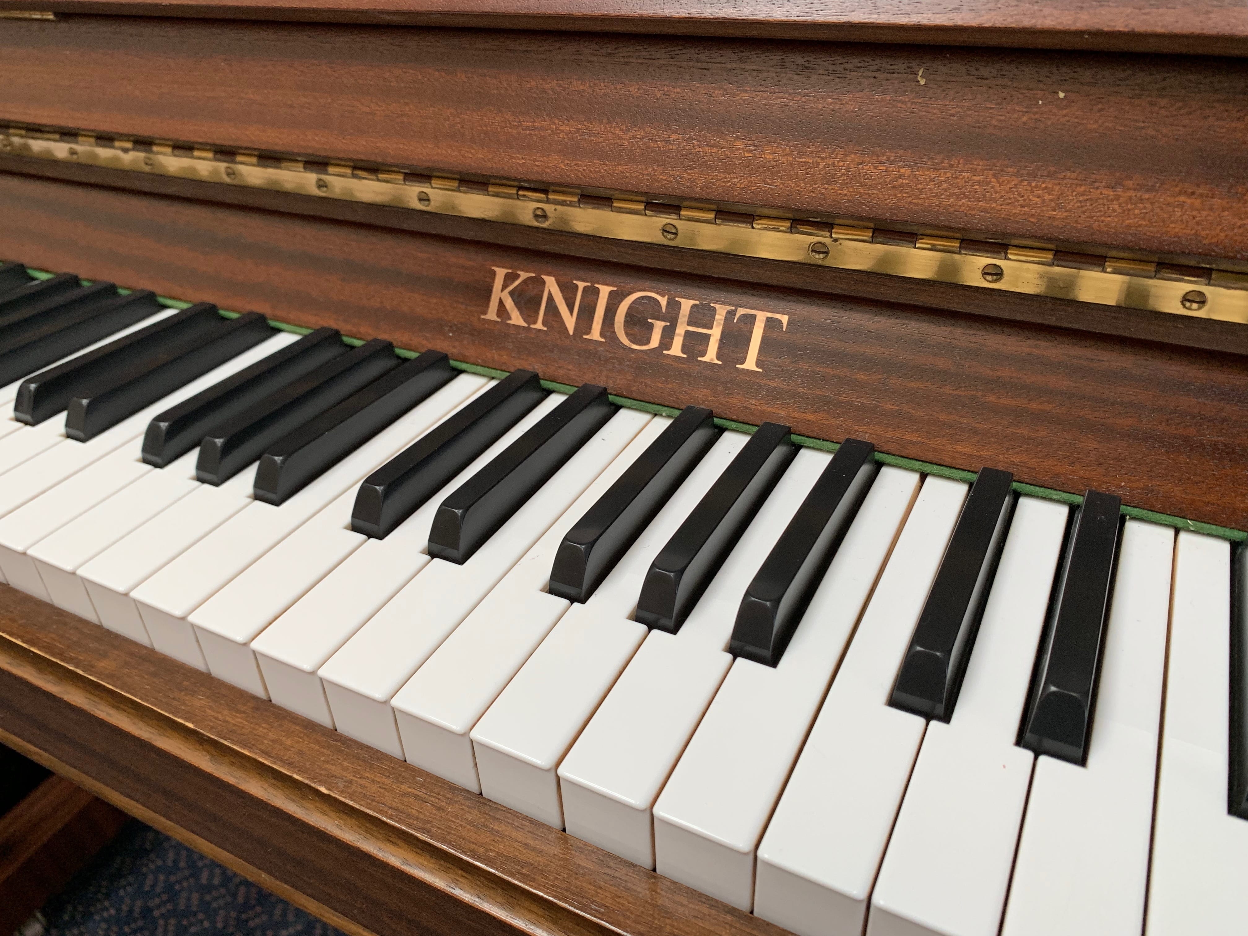 Knight upright Piano in Light Mahogany – Gallery image – Roberts Pianos Oxford