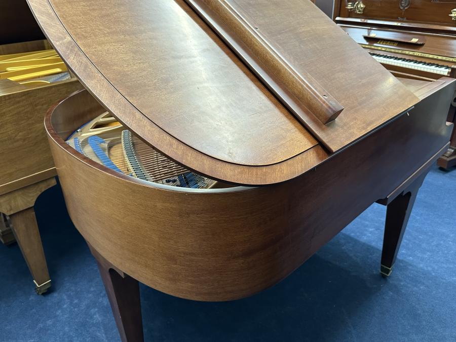 Bluthner Style IV grand Piano in mahogany – Gallery image – Roberts Pianos Oxford