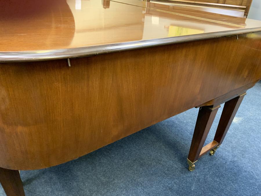 Ibach 163 grand Piano in walnut – Gallery image – Roberts Pianos Oxford