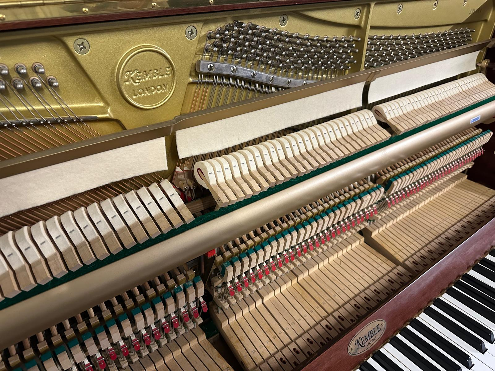 Piano detail