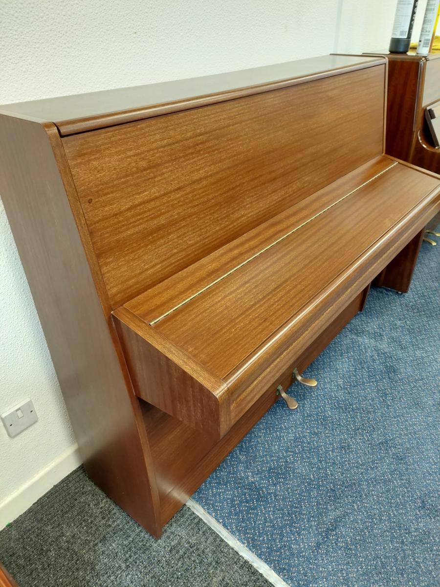 Knight K10 upright Piano in Mahogany – Gallery image – Roberts Pianos Oxford