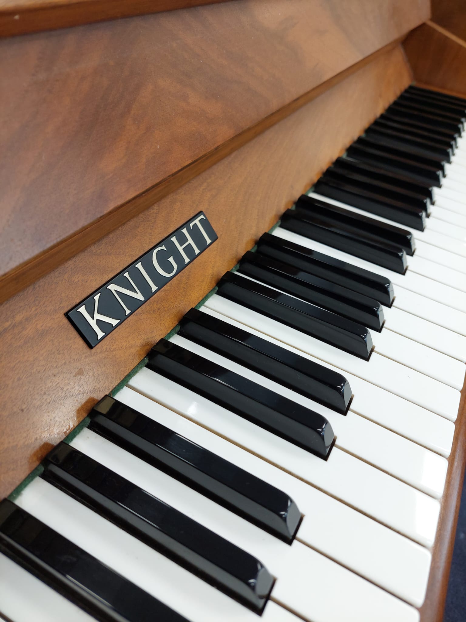 Knight K10 Upright Piano in Walnut – Gallery image – Roberts Pianos Oxford