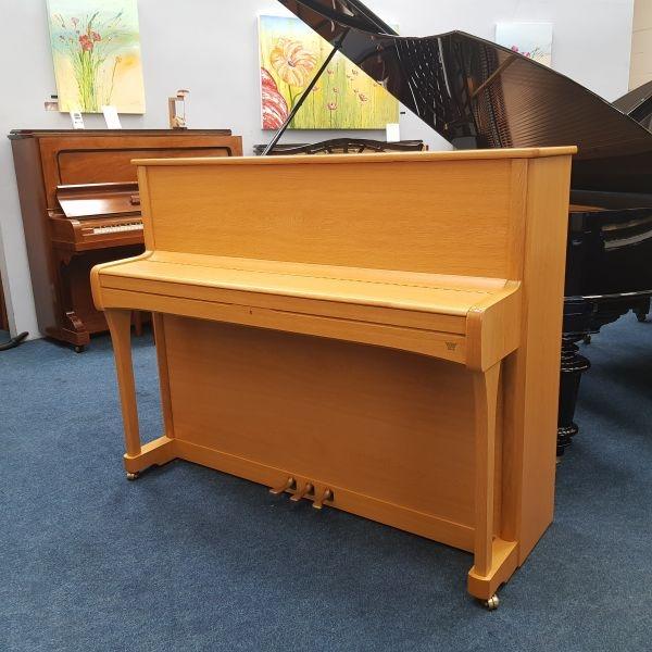 Seiler 116 upright Piano in satin oak – Gallery image – Roberts Pianos Oxford