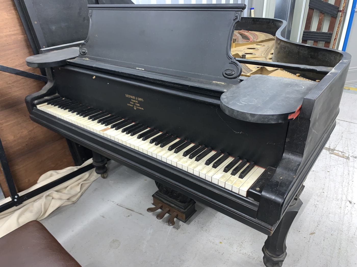 Steinway B grand Piano in black in need of restoration – Featured image – Roberts Pianos Oxford