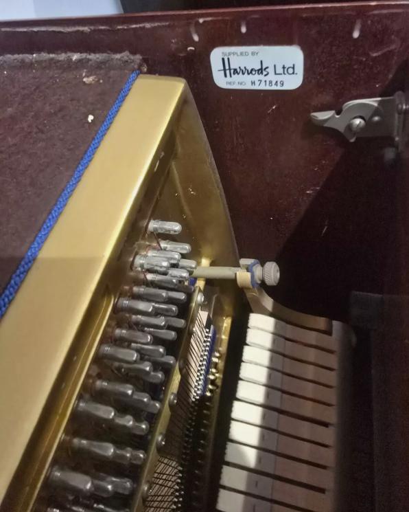 Welmar 110 upright Piano in Mahogany – Gallery image – Roberts Pianos Oxford