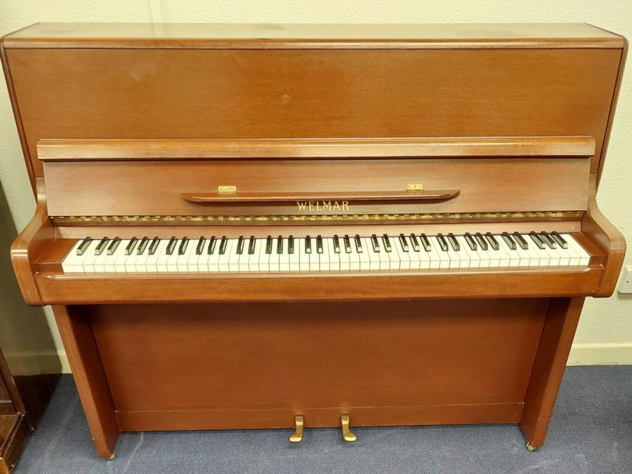 Welmar 110 upright Piano in Mahogany – Gallery image – Roberts Pianos Oxford