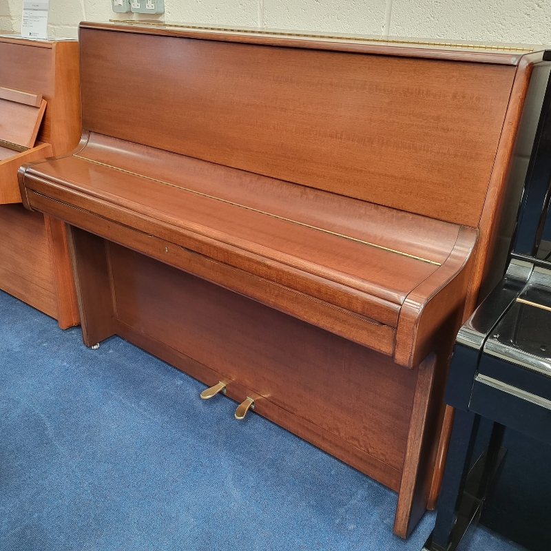 Welmar upright Piano in mahogany – Gallery image – Roberts Pianos Oxford