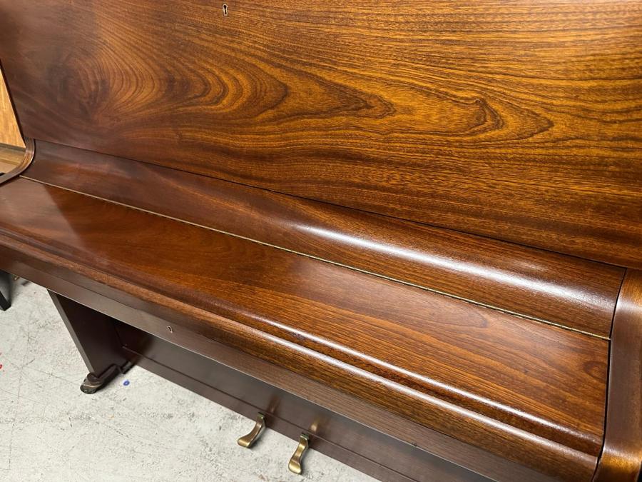 Welmar School model. upright Piano in Mahogany – Gallery image – Roberts Pianos Oxford