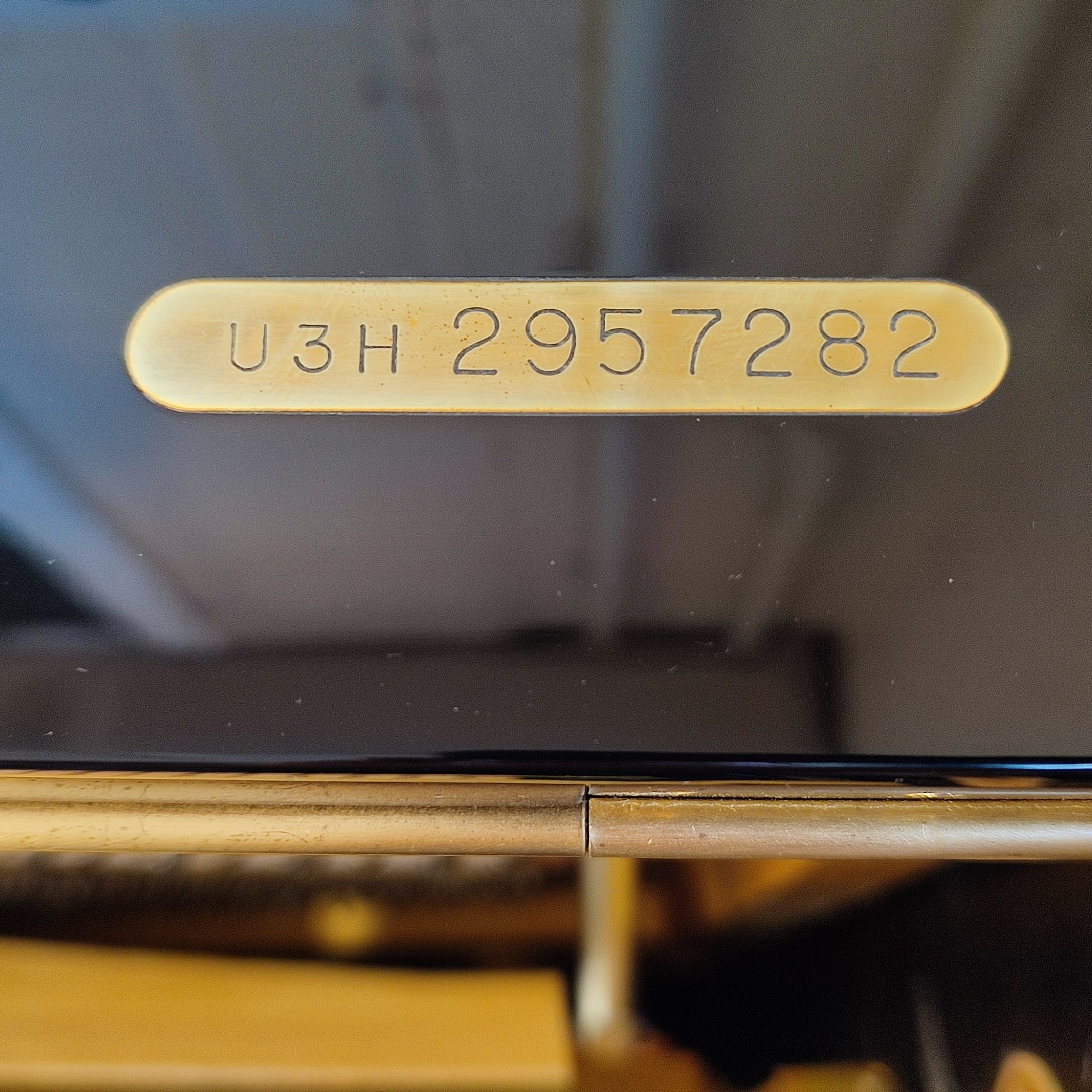 Yamaha U3H upright Piano in black polyester – Gallery image – Roberts Pianos Oxford