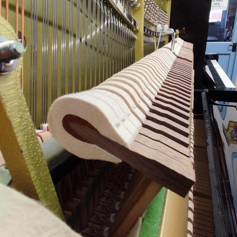Yamaha YUS3 silent upright Piano in black polyester – Gallery image – Roberts Pianos Oxford