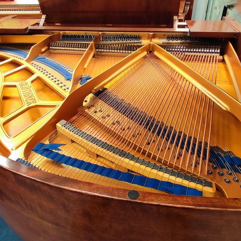 Bluthner Style IV grand Piano in mahogany – Gallery image – Roberts Pianos Oxford