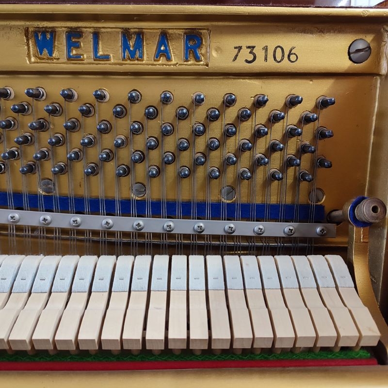 Welmar upright Piano in Mahogany – Gallery image – Roberts Pianos Oxford