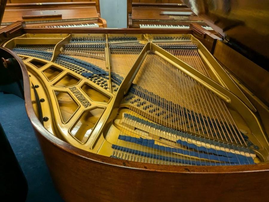 Bluthner style IVa grand Piano in flamed mahogany – Gallery image – Roberts Pianos Oxford
