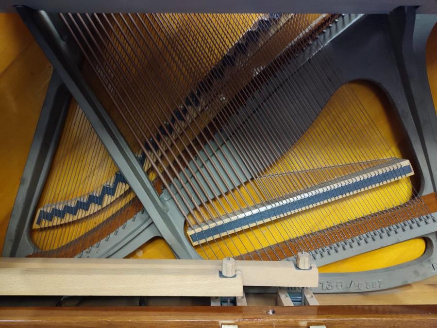 Grotrian Steinweg 130 upright Piano in Mahogany – Gallery image – Roberts Pianos Oxford